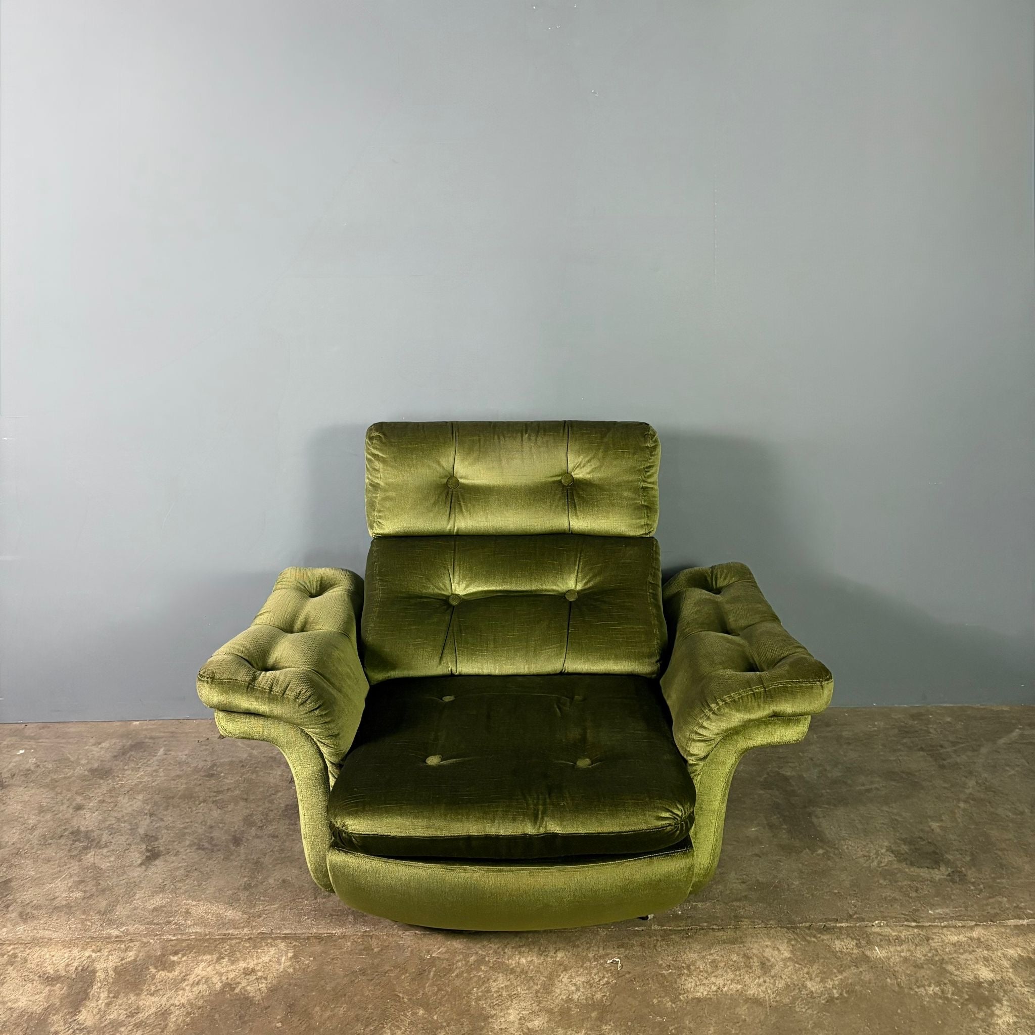 Mid Century Green Velvet Armchair Vintage Retro MCM