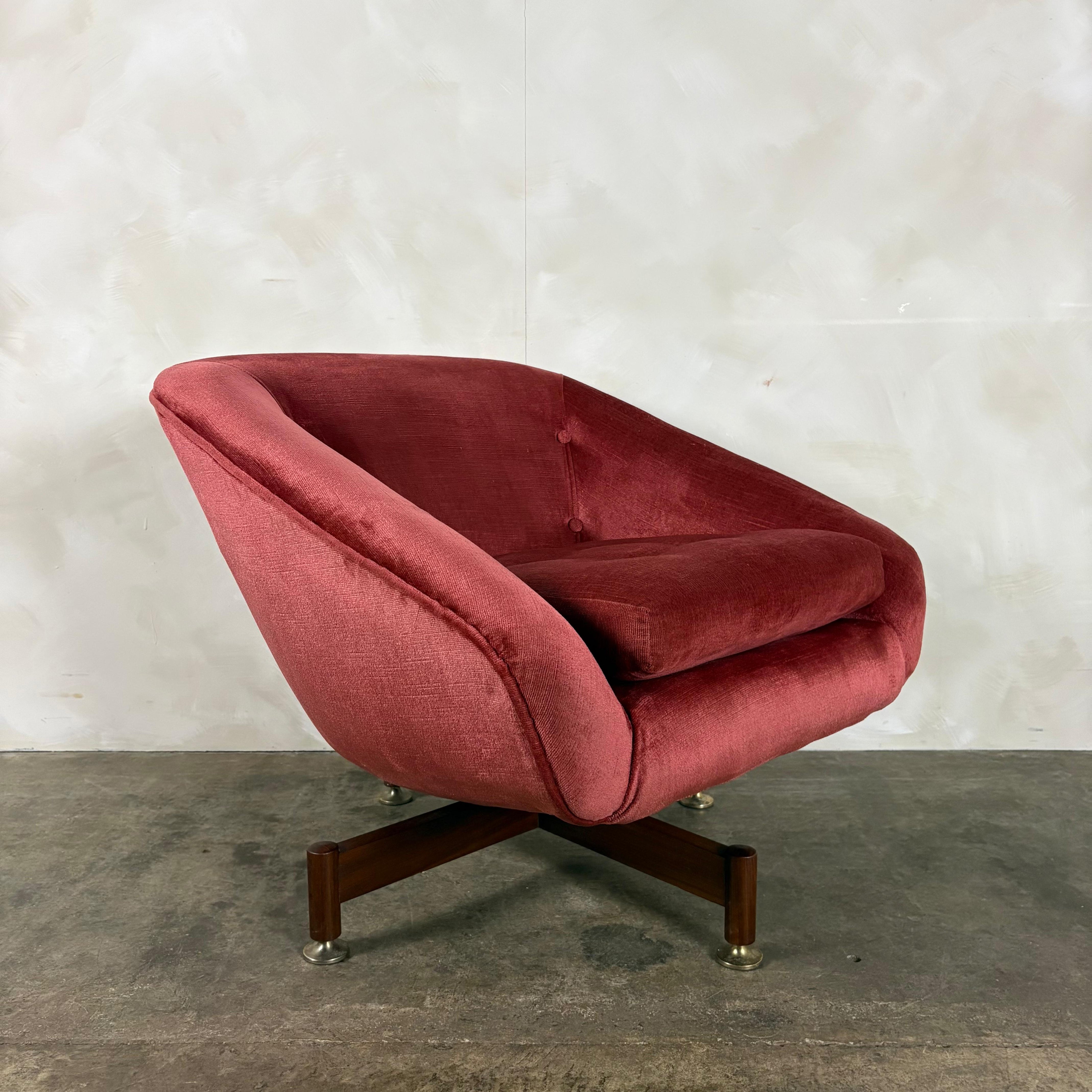 Greaves & Thomas Pink Swivel Teak Lounge Chair Mid Century Vintage Retro MCM