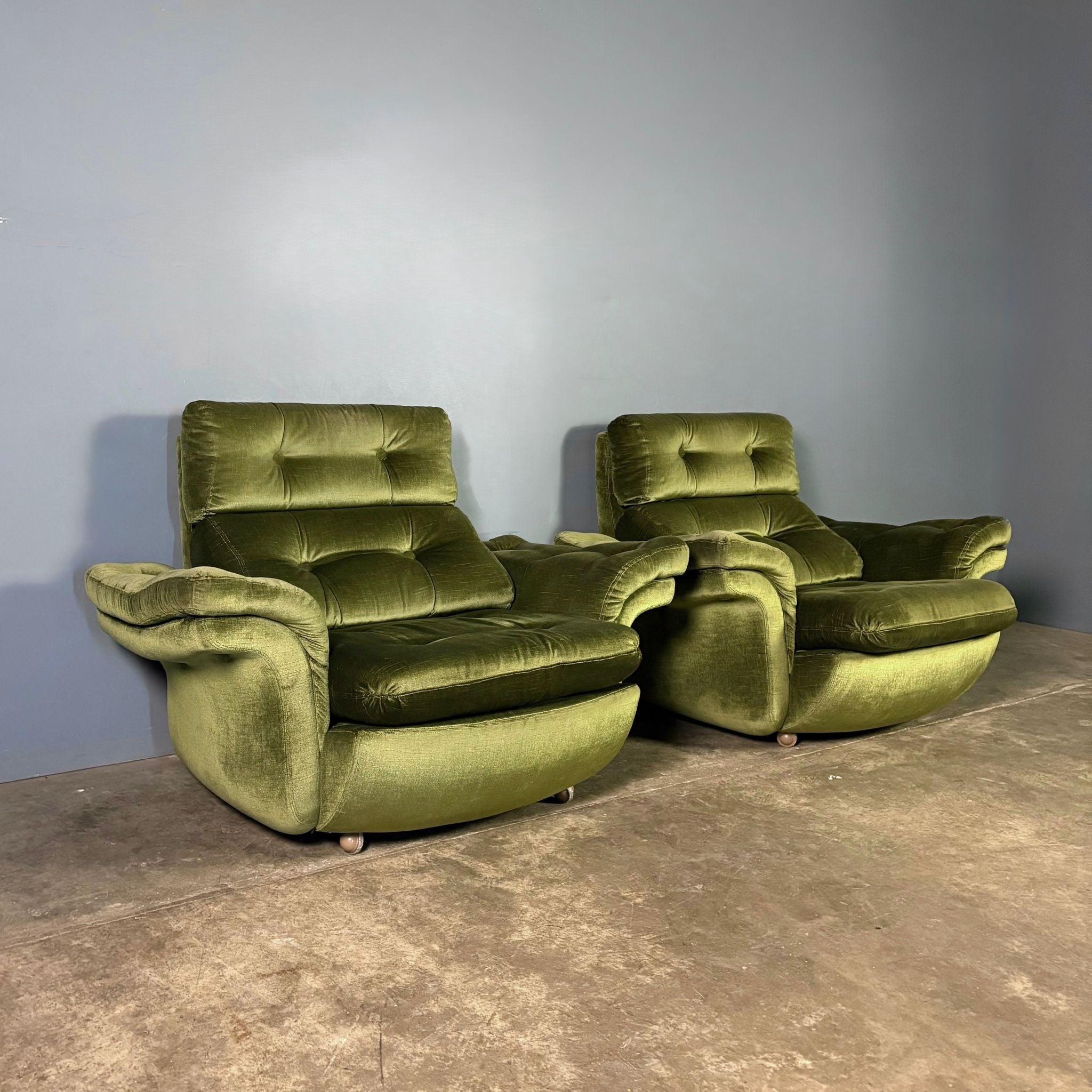 Mid Century Green Velvet Armchair Vintage Retro MCM