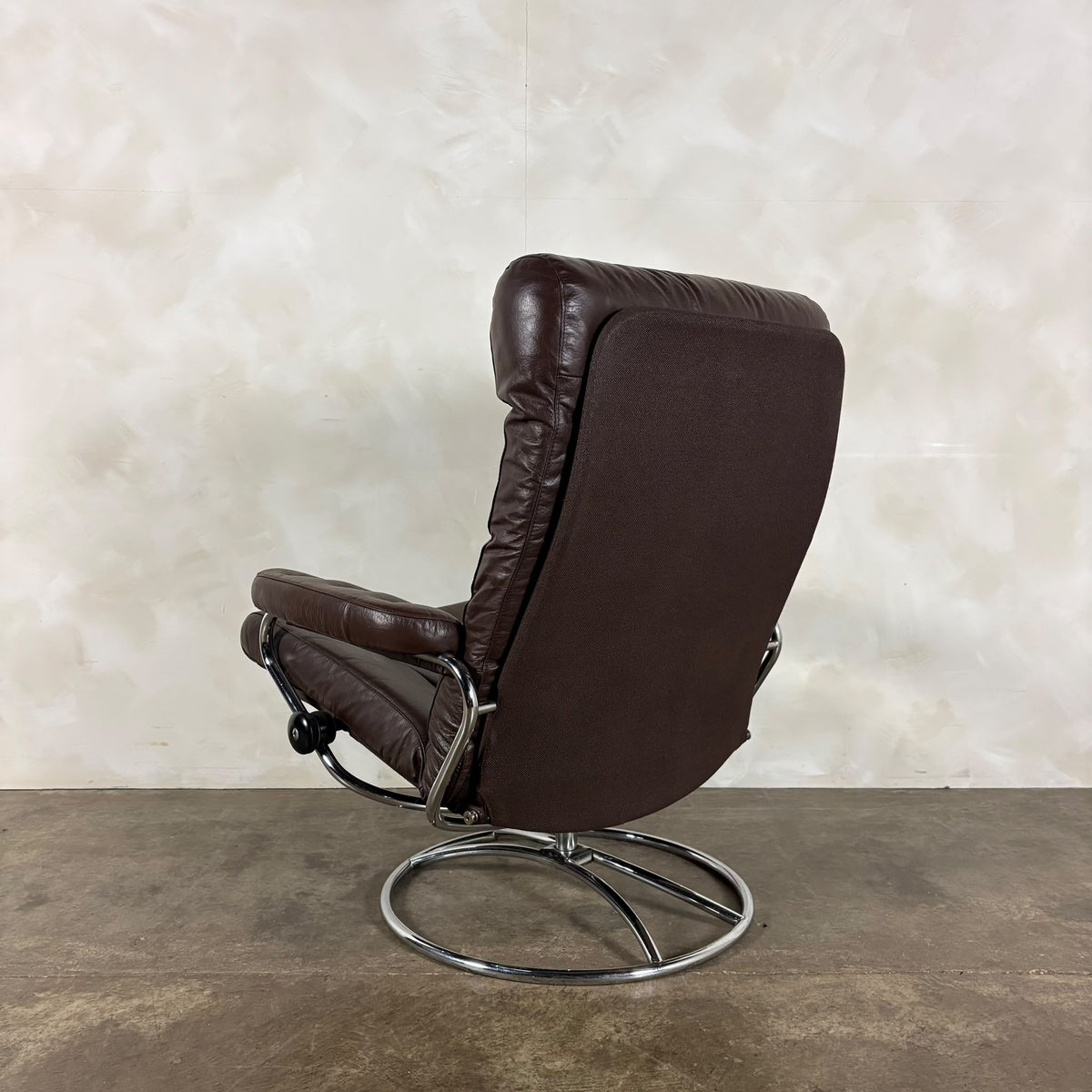 Mid Century Leather Norwegian Ekornes Brown Stressless Swivel Armchair & Footstool Vintage Retro MCM