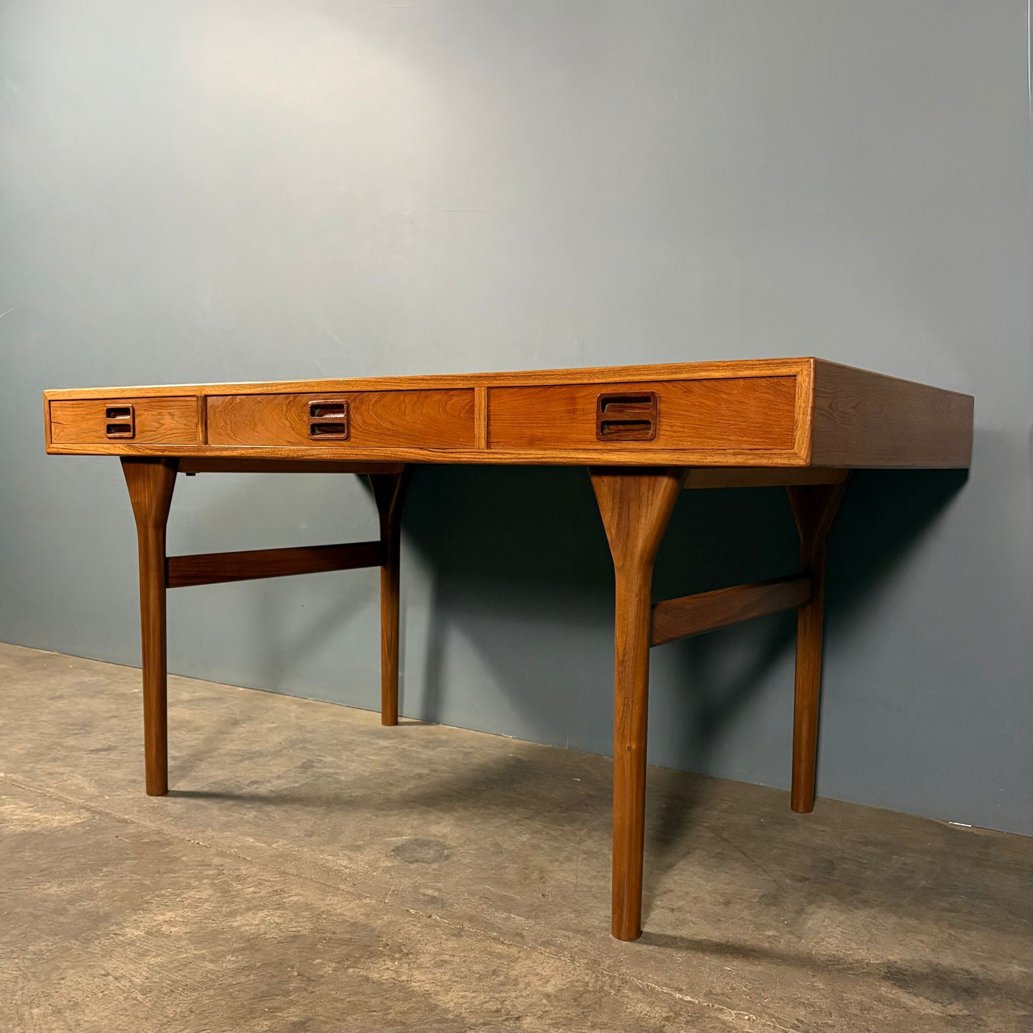 Nanna & Ditzel 93/3 Desk Søren Willadsen Møbelfabrik 1955 ND93 Danish Mid Century Vintage Retro MCM