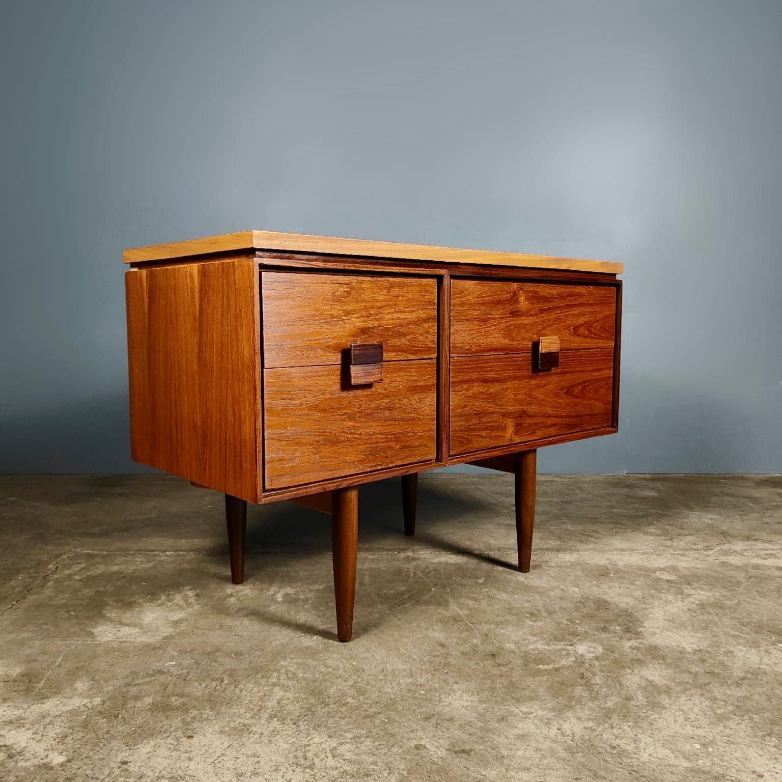 Mid Century Kofod Larsen G Plan Danish Range Sideboard/Console Table Vintage Retro MCM