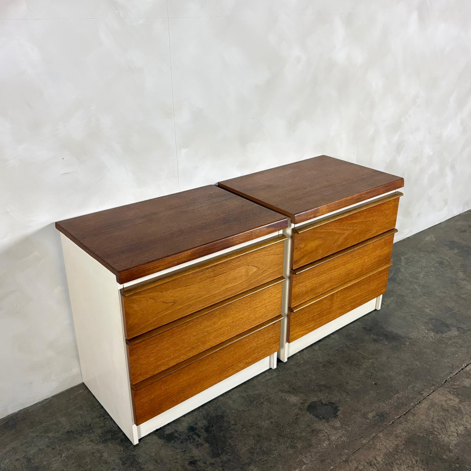Pair Of Bedside Tables Bath Cabinet Makers BCM Mid Century Vintage Retro MCM