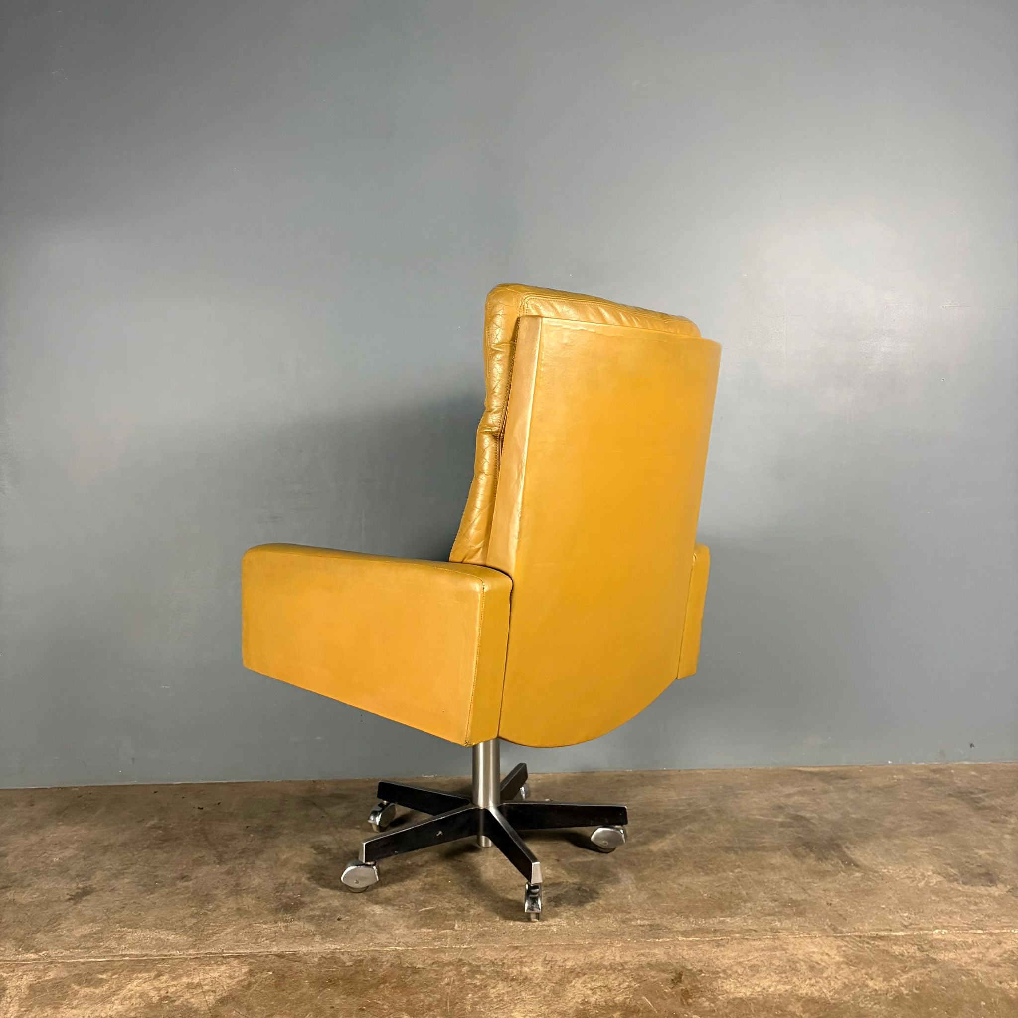 ‘His’ High Back Swivel Office Chair Mid Century Vintage Retro MCM