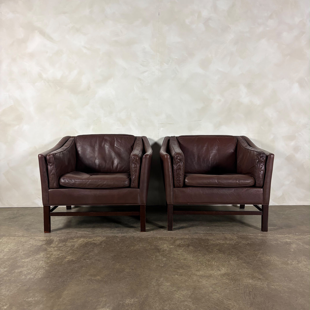 Pair Of Georg Thams Leather Armchairs Grant Møbelfabrik Denmark 1970s Mid Century Vintage Retro MCM