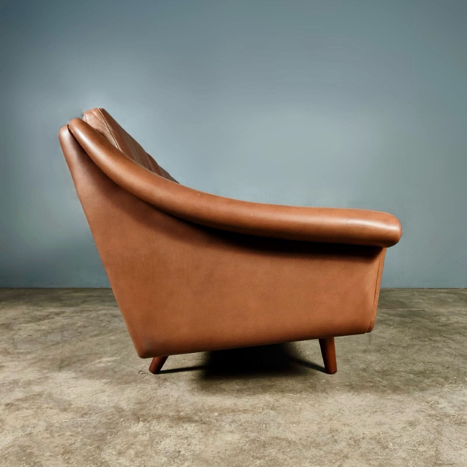 Matador Brown Leather Three Seater Sofa By Aage Christiansen For Erhardsen & Andersen & Eran Mobler Mid Century Vintage Retro MCM