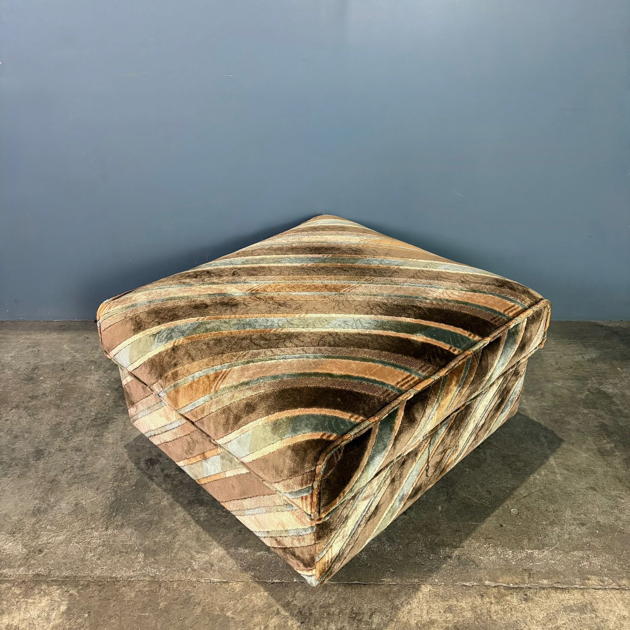 Mid Century Everest Geometric Patterned Footstool/Ottoman Vintage Retro MCM