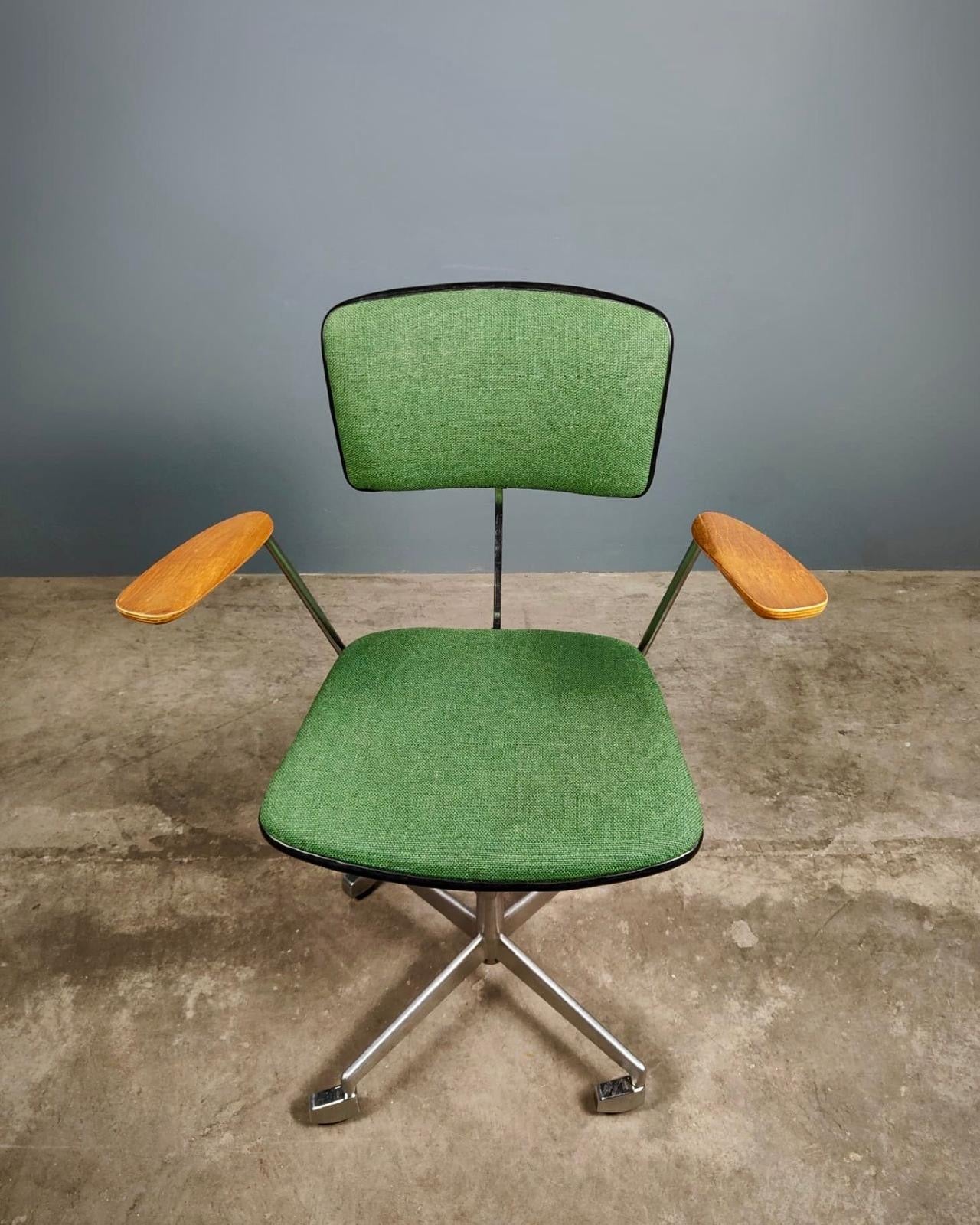 SOLD Danish Office Kevi Swivel Chair Jørgen Rasmussen Labofa Mobler Mid Century Vintage Retro MCM