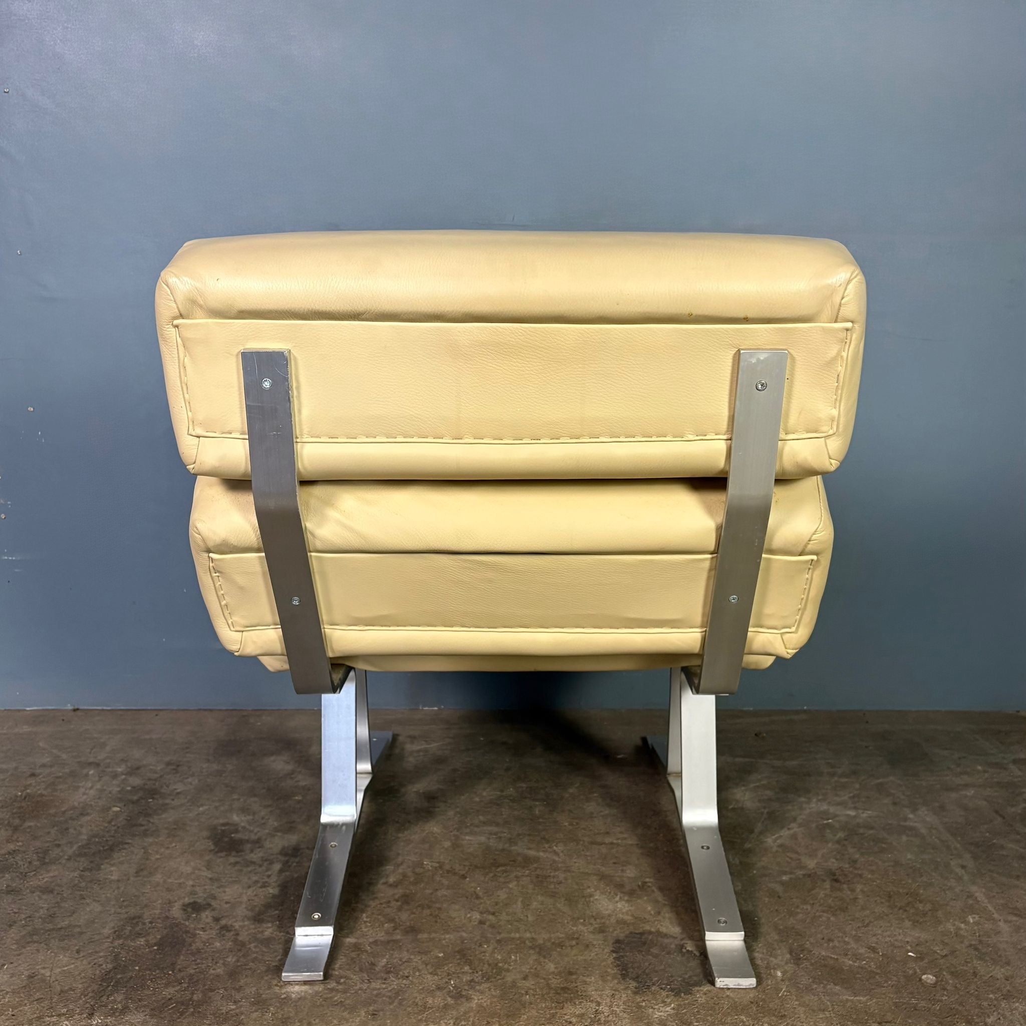 SOLD William Plunkett Kingston Cream Ivory Leather Lounge Chair Mid Century Vintage Retro MCM