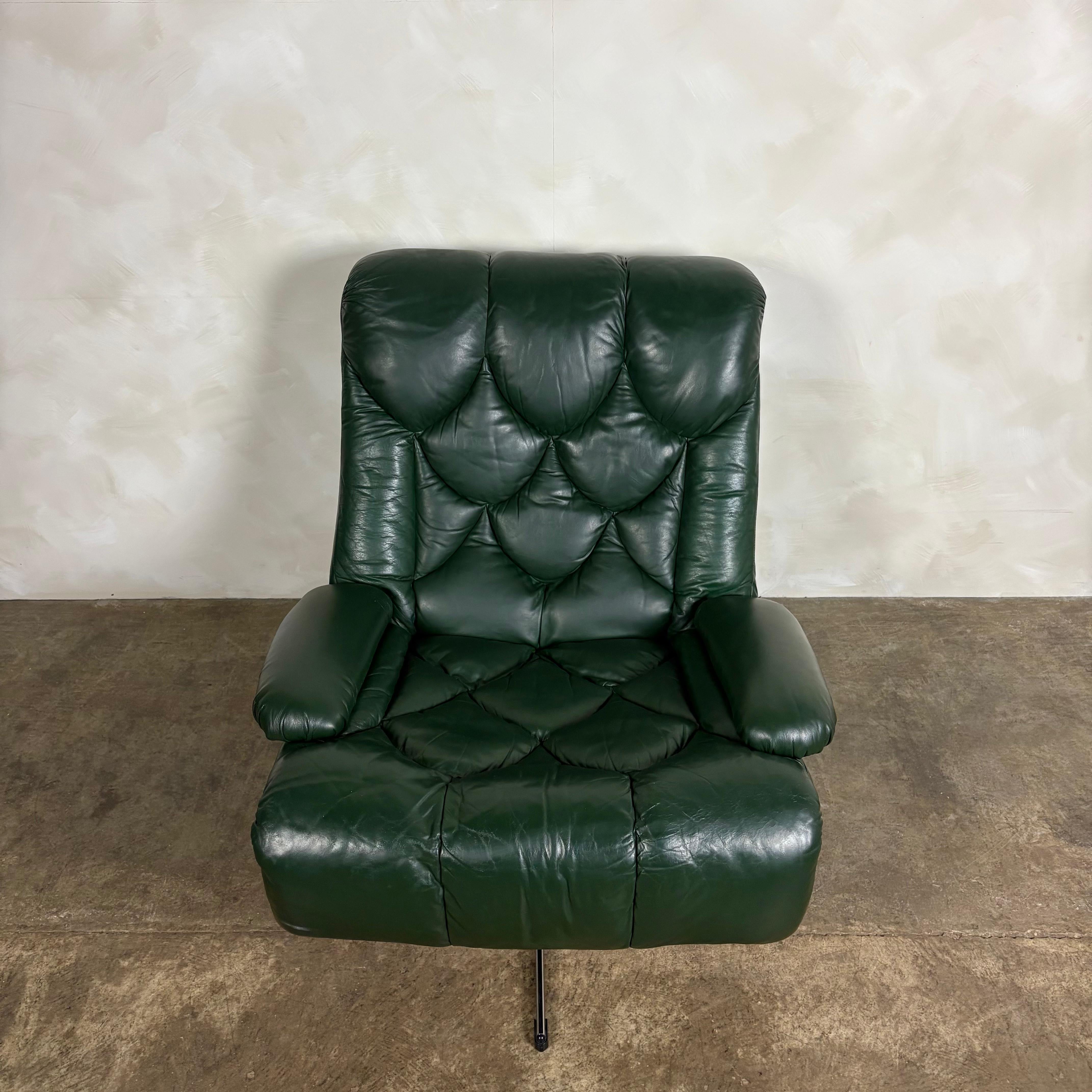 Tetrad Nucleus Green Leather Swivel Lounge Chair Mid Century Vintage Retro MCM
