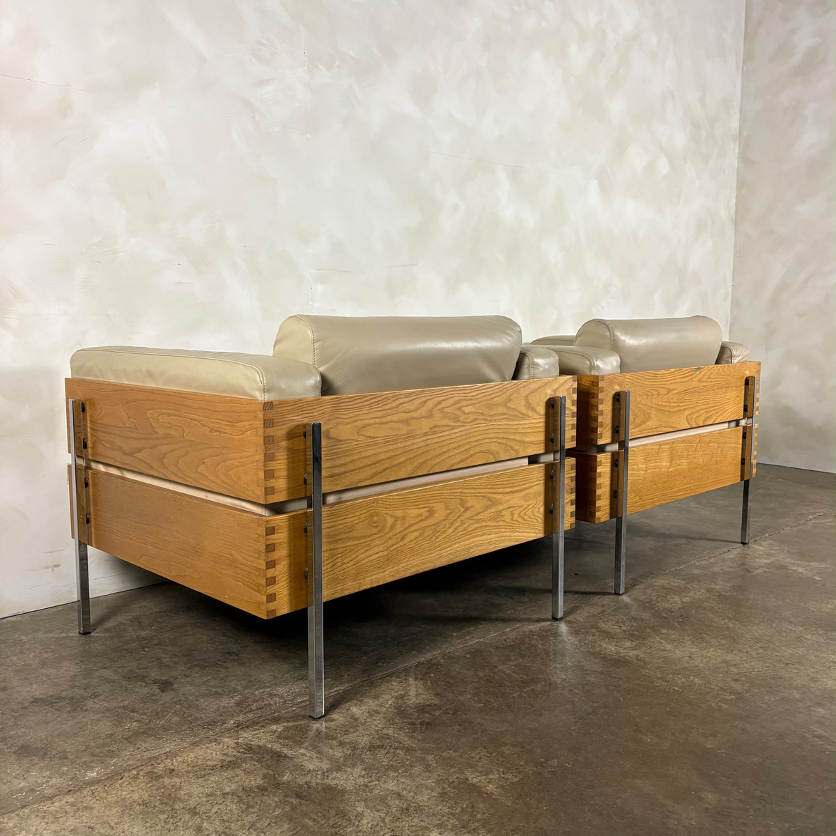 Mid Century Pair Of Cream Beige Leather Robin Day For Habitat Forum II Armchairs Vintage Retro MCM