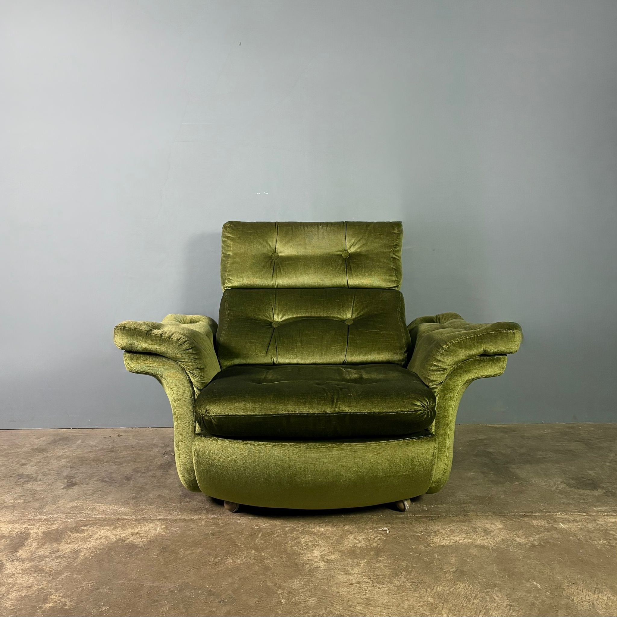 Mid Century Green Velvet Armchair Vintage Retro MCM