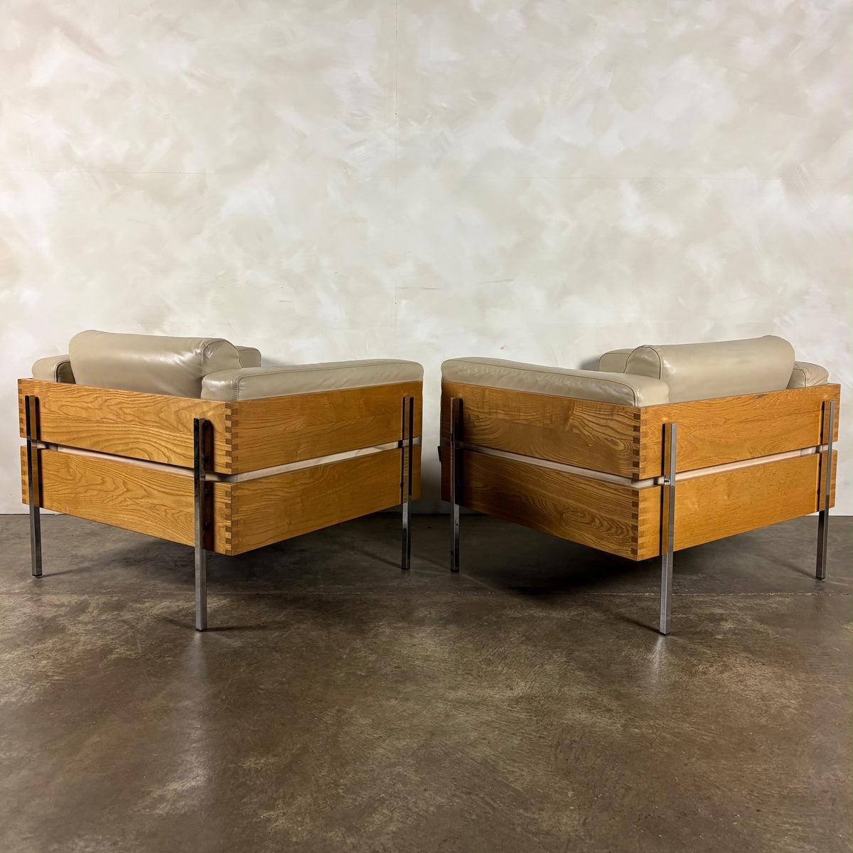 Mid Century Pair Of Cream Beige Leather Robin Day For Habitat Forum II Armchairs Vintage Retro MCM