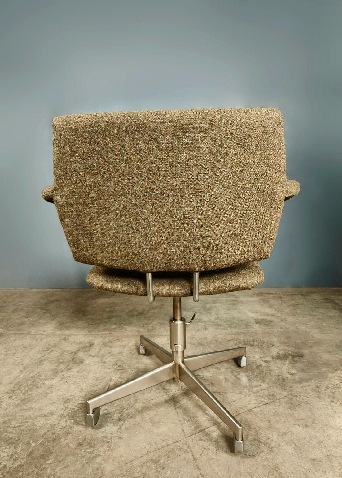Relics Of Retro I Danish Office Swivel Chair By Jacob Jensen For