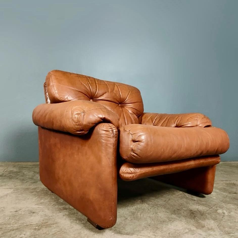 Pair Of Lounge Coronado Chairs By Tobia And Afra Scarpa For B&B Italia Tan Brown Leather 