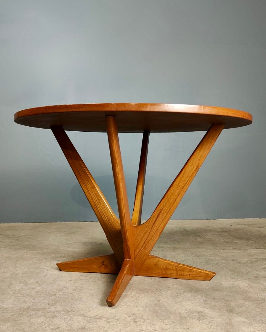 Søren Holger Georg Jensen for Kubus Starburst Radial Teak Coffee Table