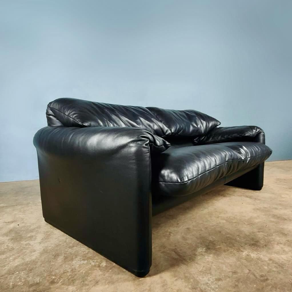 Maralunga Black Leather 2 Seater Sofa Vico Magistretti Cassina